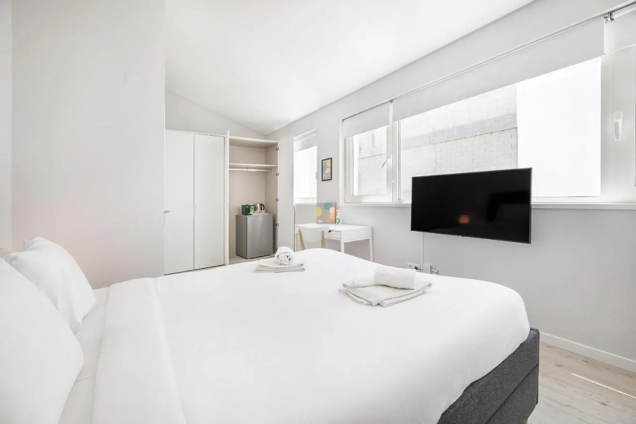 Olala Lisbon Oriente Suites A